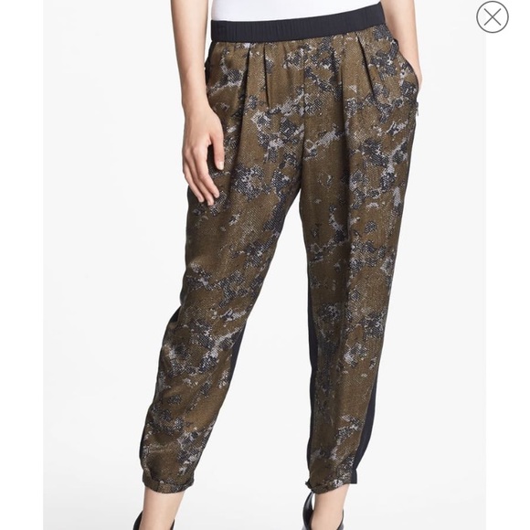 Robert Rodriguez Black Patterned Pull On 100% Silk Pants Size 8 - Picture 9 of 9